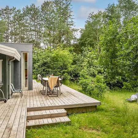 펜션 Beautiful In Glesborg With Sauna
