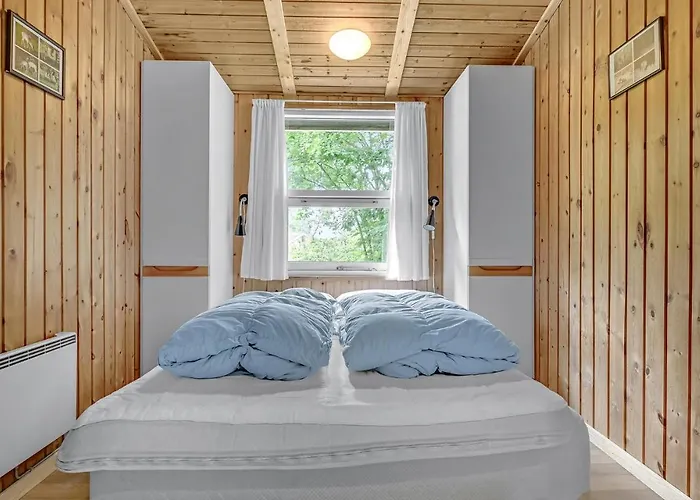 Beautiful In Glesborg With Sauna *